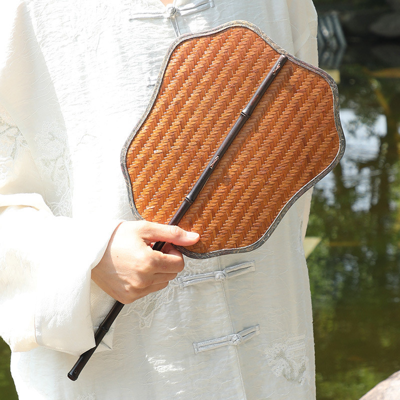 Handmade bamboo-woven lacquered bamboo fan, classical Hanfu dance fan, household summer cooling fan,