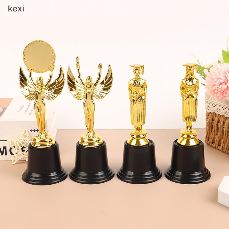 <kexiuaaa> 1 ชิ้นมินิพลาสติกชายหญิง Dolal Scholars Trophy ถ้วยรางวัลถ้วย Early Educational ของเล่นอ่านการเรียนรู้รางวัลของขวัญใหม่