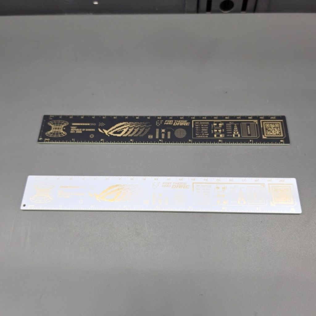ขายร้อนแนะนํา Asus ROG Night God Caliper ไม้บรรทัด 5090 Faith สินค้า Player Country PCB ไม้บรรทัด Go
