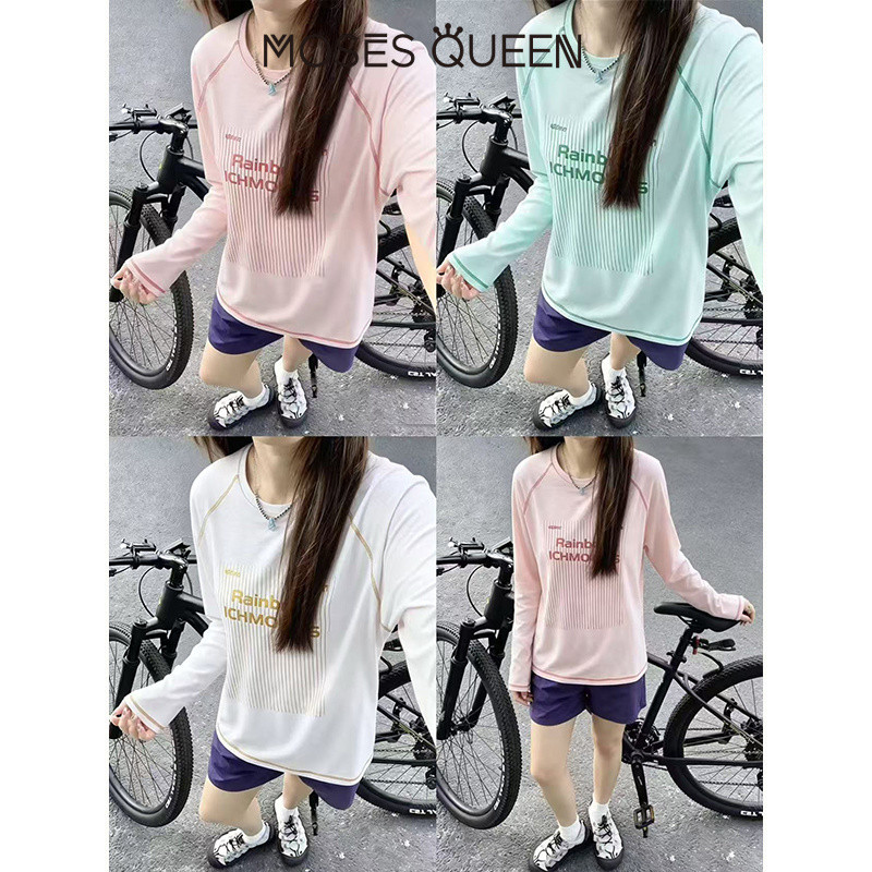 MOSESQUEEN تيشيرت نسائي بأكمام طويلة بطباعة حروف — صورة 7