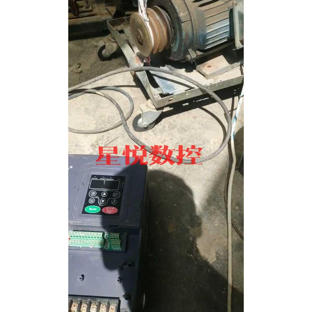 {Negotiable} invt Inverter CHF100A-7R5G/011 P-4.โหลด 7.5 กิโลวัตต์,