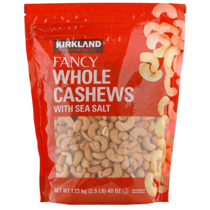 เคิร์กแลนด์ซิกเนเจอร์เม็ดมะม่วงหิมพานต์อบเกลือแบบเต็มเม็ด 1.13กก. Kirkland Cashew Nuts 1.13kg [บาร์โค้ด 0196633986511]