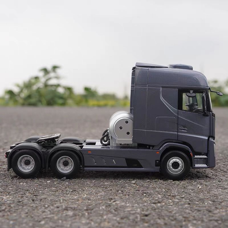 Original Futian Oman Galaxy 7-Heavy Truck Truck 1: 24 Trailer Truck Model Alloy Simulation Car Model
