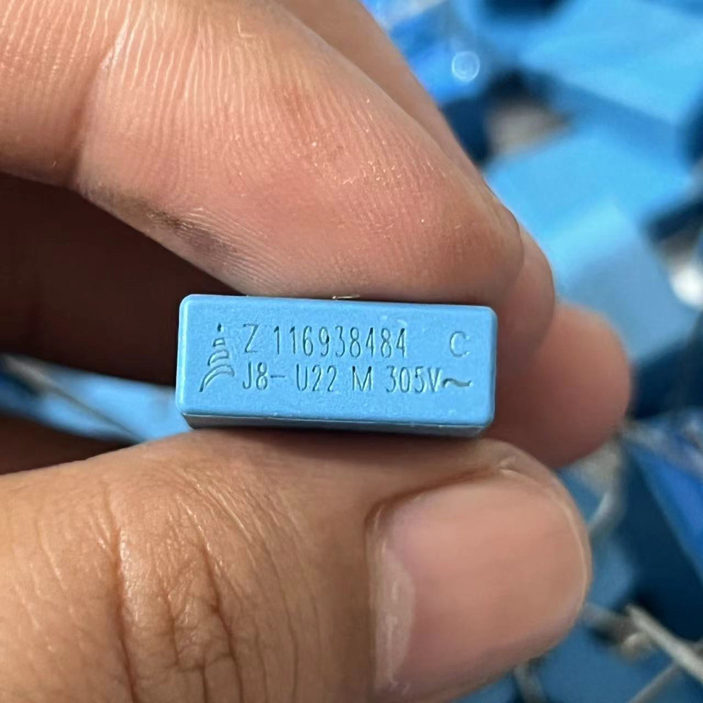 EPCOS ต้นฉบับนําเข้าของแท้ 0.22 UF 305V U22M B32922C3224M289 MKP X2