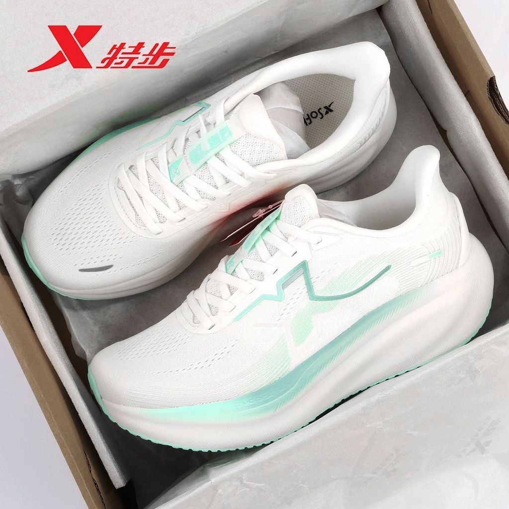 XTEP/Tebu Qingyun 2.0 LITE รองเท้าวิ่งรองเท้าผู้ชาย Breathable น้ําหนักเบากันกระแทกรองเท้าวิ่งกันลื่