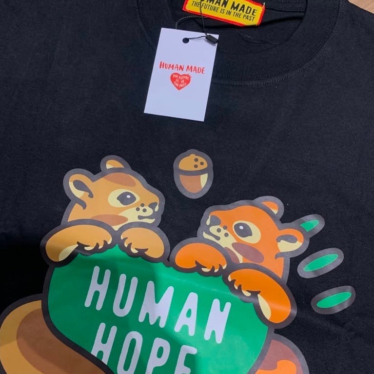 [BTS] [JHOPE] X HUMAN MADE - เสื้อยืดกราฟิก HUMAN HOPE