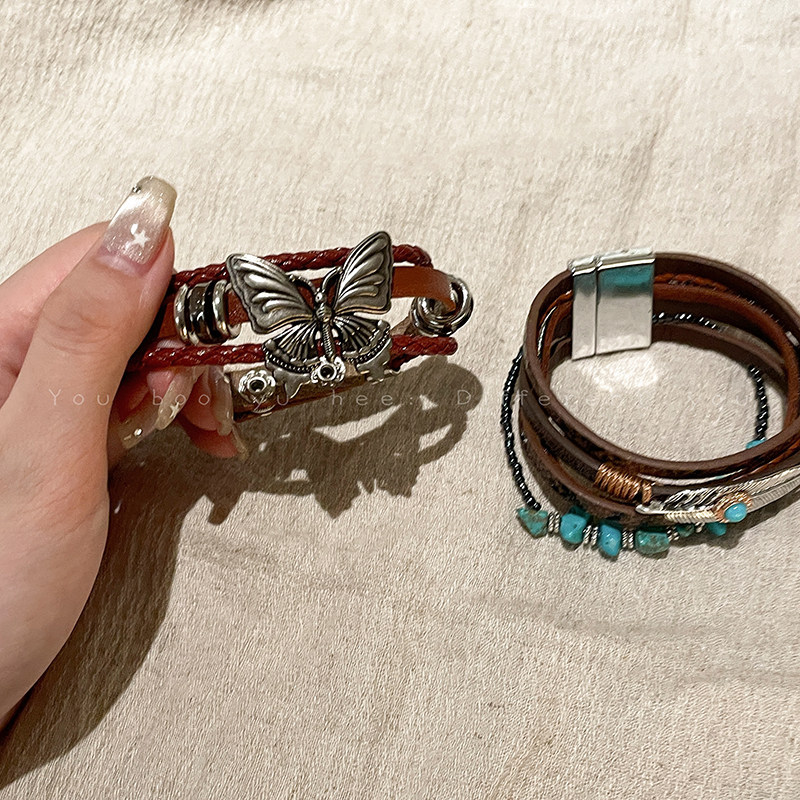 coquette bracelet สร้อยข้อมือ Cowhide Heavy Industry Vintage Turquoise Multi-Layer Stacking Bracelet