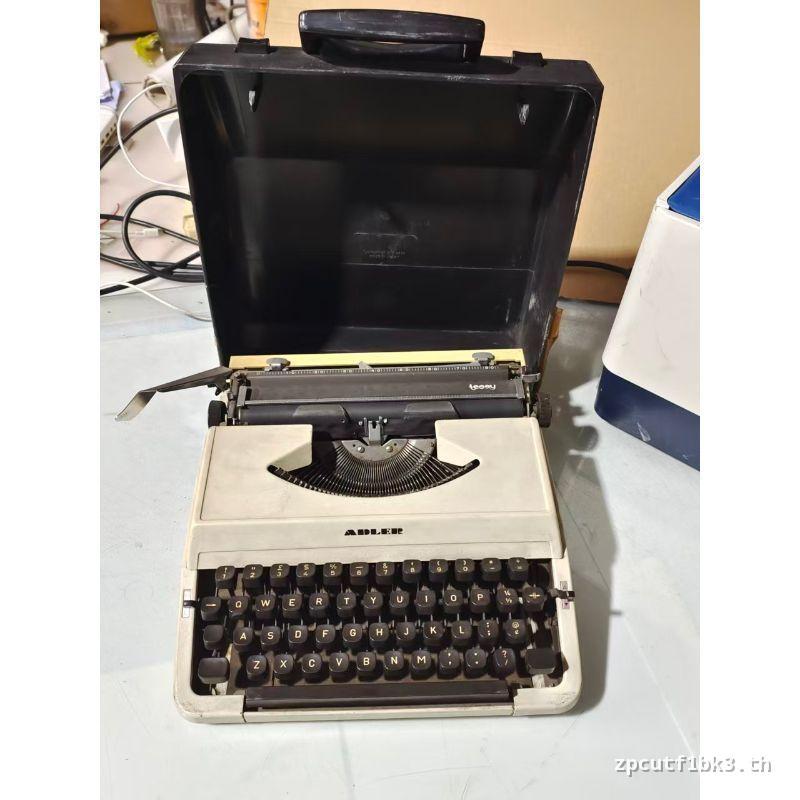 ADLER ADLER TESSY เครื่องจักรเครื่องพิมพ์ดีดภาษาอังกฤษกระเป๋าเดินทาง Retro คอลเลกชันเครื่องประดับ