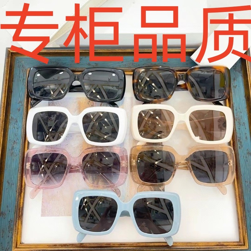 แว่นกันแดดนวัตกรรมใหม่ กรอบเหลี่ยม สไตล์คนดัง CL40263