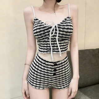 BIKINI FACTORY ชุดสายเดี่ยว ผู้หญิง 2 ชิ้น ลายทาง กางเกงขาสั้น เซ็ตแฟชั่น ผ้ายืด 🎱 มีไซส์ S-L | น้ำหนัก 38-58 กก. Y138