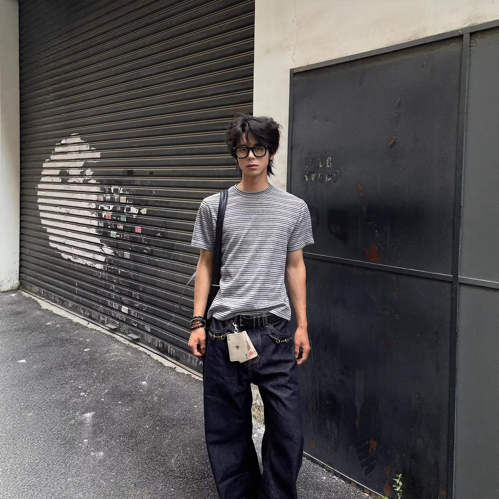 American Retro Old Money สไตล์ลาย All-Match Textured เสื้อยืดผู้ชายผู้หญิงแขนสั้น Loo