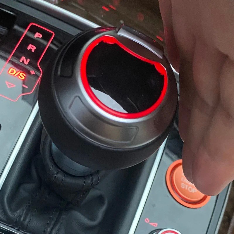 WY6Q เกียร์ Shift Knob สําหรับ Audi A6 C7 A3 8 V A7 A1 Q2 Q3 S3 S5 S6 S7 RS 3 4 6 7 SQ5 Led คาร์บอน 