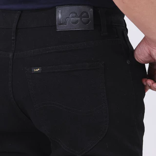 LEE กางเกงยีนส์ผู้ชาย เอวกลาง ทรงตรง Arvin รุ่น LE S426MARVF01 สีดำ