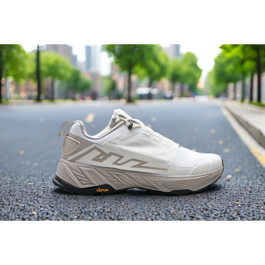 KOLON SPORT MOVE ALPHA รองเท้าเดินป่าอินเทรนด์ทุกการแข่งขันแฟชั่น