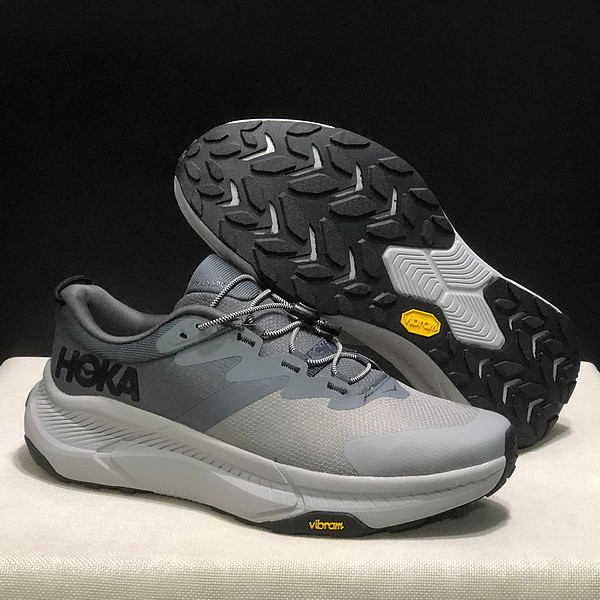 Hoka One One รองเท้าวิ่งทนทาน