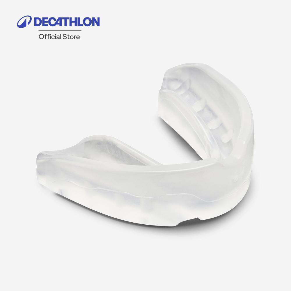 Decathlon Adult Single-Material Boxing And Martial Arts Mouthguard ฟันยางสำหรับผู้ใหญ่ใส่ชกมวย/ฝึกศิลปะการต่อสู้ - White