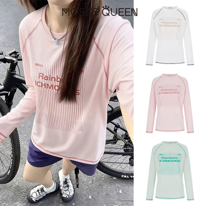 MOSESQUEEN تيشيرت نسائي بأكمام طويلة بطباعة حروف — صورة 2