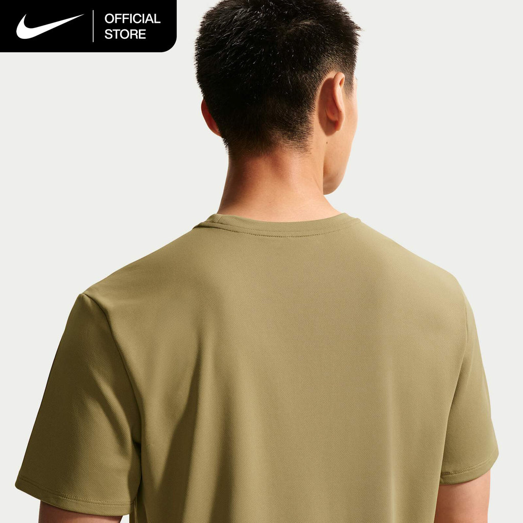 NIKE تيشيرت جري رجالي Miler Dri-FIT بحماية UV — بني