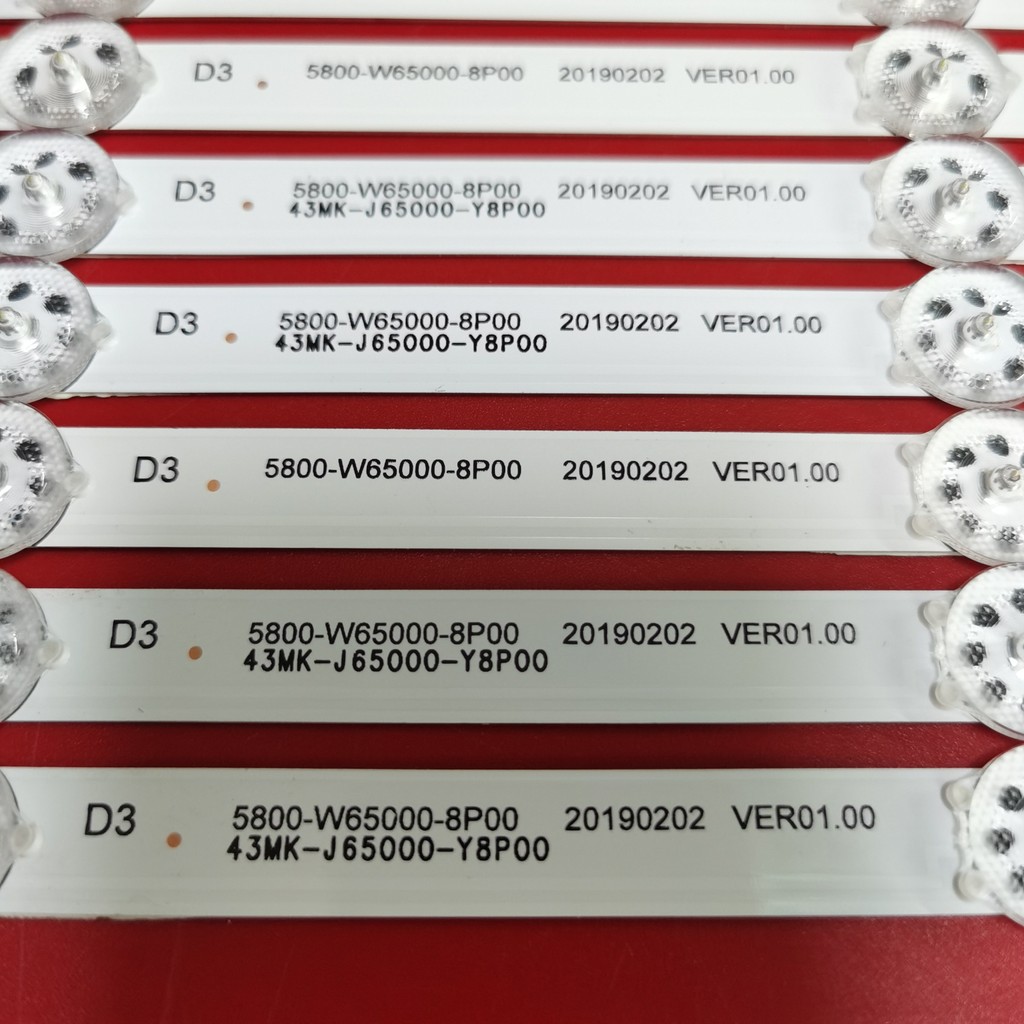 Chuangwei 65A4 แถบแสง W65US 303SW650062 5800-W65000-FP00 8P00 แบ็คไลท์
