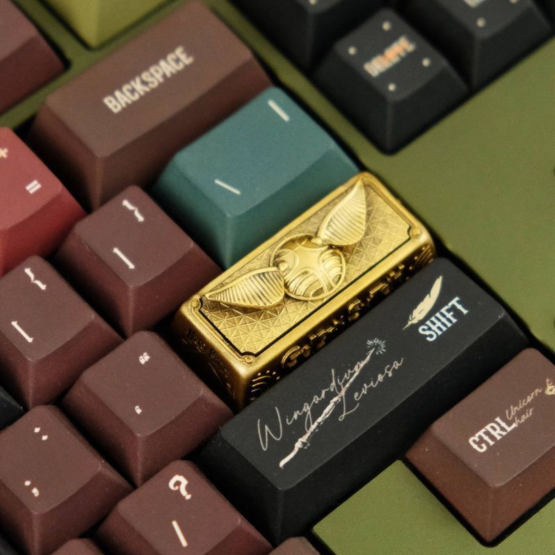 Golden Flying Thief Harry Potter Back to Car Unique Keycap 2.25U Single Creative Mechanical Magnetic