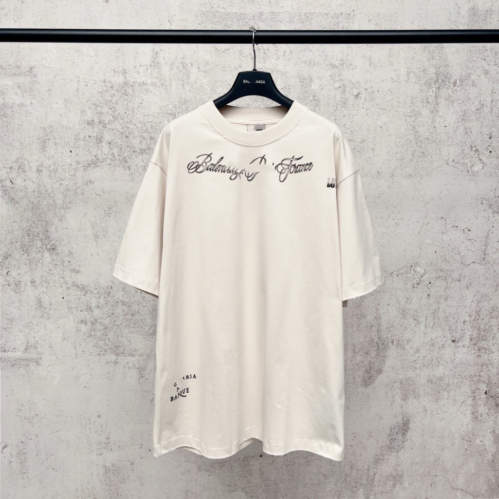 LV5A BA**G+ SS26Front, back, left and right sleeves can be classic k Artistic Print Distressed Short