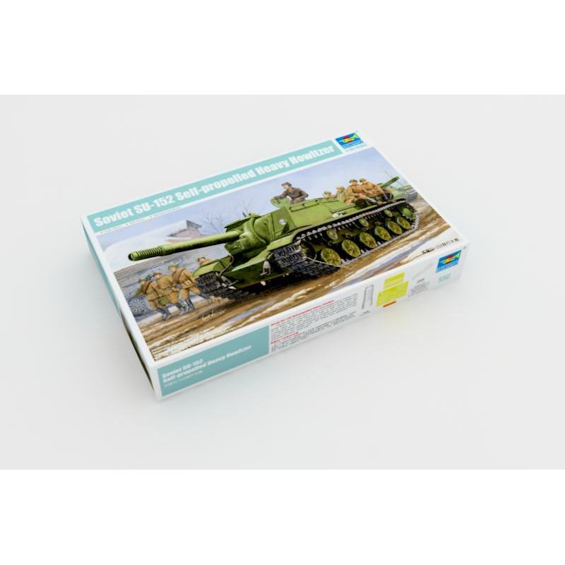 Trumpeter 1/35 01571 SU-152 Self-propelled Heavy Howitzer ชุดโมเดล