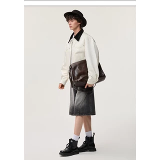 KINWOO 【ใหม่】แจ็กเก็ตสวย ดีไซน์ American Vintage ทรง Boxy กระเป๋า Cargo คอปก ใส่ได้ทั้งผู้ชายและผู้หญิง หลวม สบายการออกแบบใช้สีตัดกันอย่าง