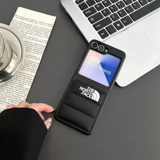 SAMSUNG เคสแจ็คเก็ตขนดาวน์ลาย North Face สําหรับ Galaxy Z Fold7/Fold6/Fold5/4/Flip7/Flip6/Flip5/Flip4 ดีไซน์สร้างสรรค์