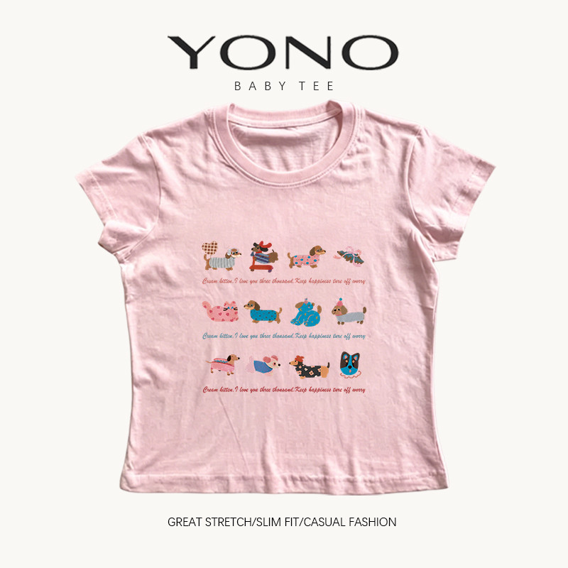 (พร้อมส่ง24ชม.) YONO baby tee สีชมพู ลายหมาไส้กรอกหลากสี ทรงเข้ารูป สไตล์เกาหลี y2k