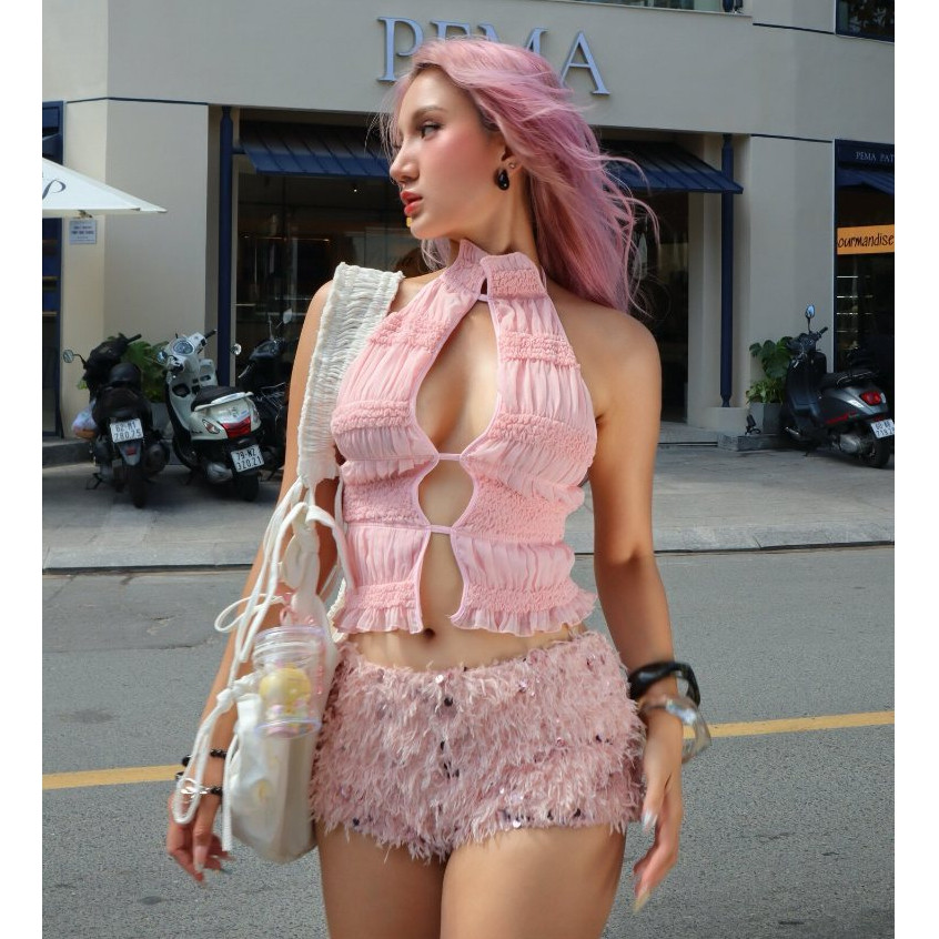 แปลก Puss เซ็กซี่ 2 ชิ้นชุด Halter ที่ไม่ซ้ํากัน Hollow Out Backless เสื้อแขนกุด + กางเกงขาสั้นเลื่อมเงาผู้หญิงฤดูร้อน Hot Chick สไตล์ลําลอง — صورة 4