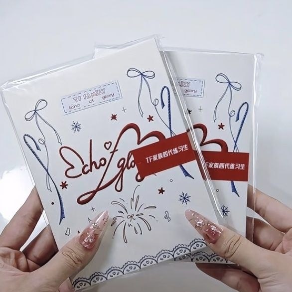 TF Family Glory Card Holder TF Family รุ่นที่สี่ คอนเสิร์ตปีใหม่ ใหม่เอี่ยมยังไม่ได้เปิด#TF家族荣耀卡包TF家