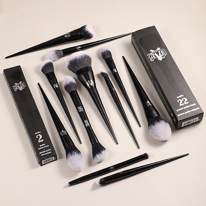 ขายร้อน kvd แป้งฝุ่น Blush อายแชโดว์ Foundation แต่งหน้าเครื่องมือความงาม KatVonD คอนซีลเลอร์แปรง Ca