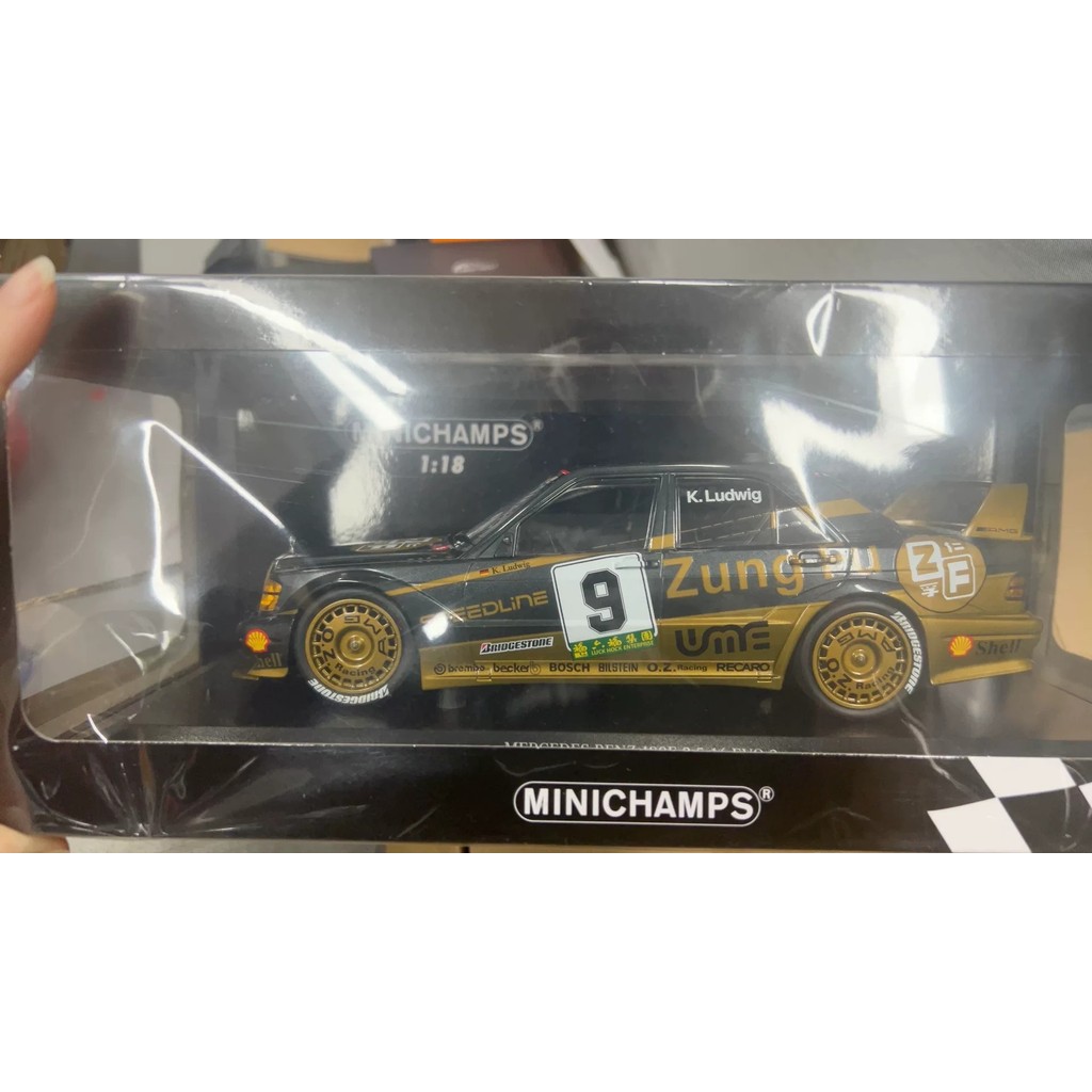 MINICHAMPS 1/18 Mercedes-Benz 190E EVO2 Black Gold สี Style Number:155913609ชื่อ: MERCEDES-BENZ 190E
