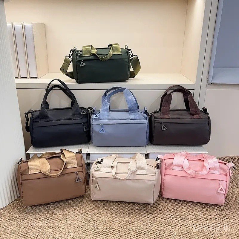 Mumu 5076 ผู้หญิง Puffy กระเป๋าสองด้ามจับและสายคล้องไหล่ปรับได้พร้อมหลายกระเป๋า
