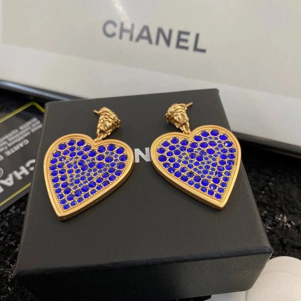 ((เวอร์ชั่นท็อป) ต่างหู Versace Peach Love สไตล์ใหม่ ต่างหูแฟชั่นเข้ากันทั้งหมด