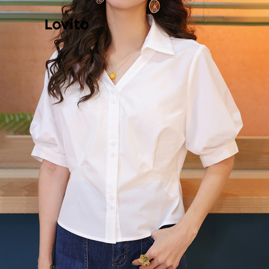 Lovito สง่างาม เสื้อเสื้อจับจีบสีพื้นสําหรับผู้หญิง LNE73710