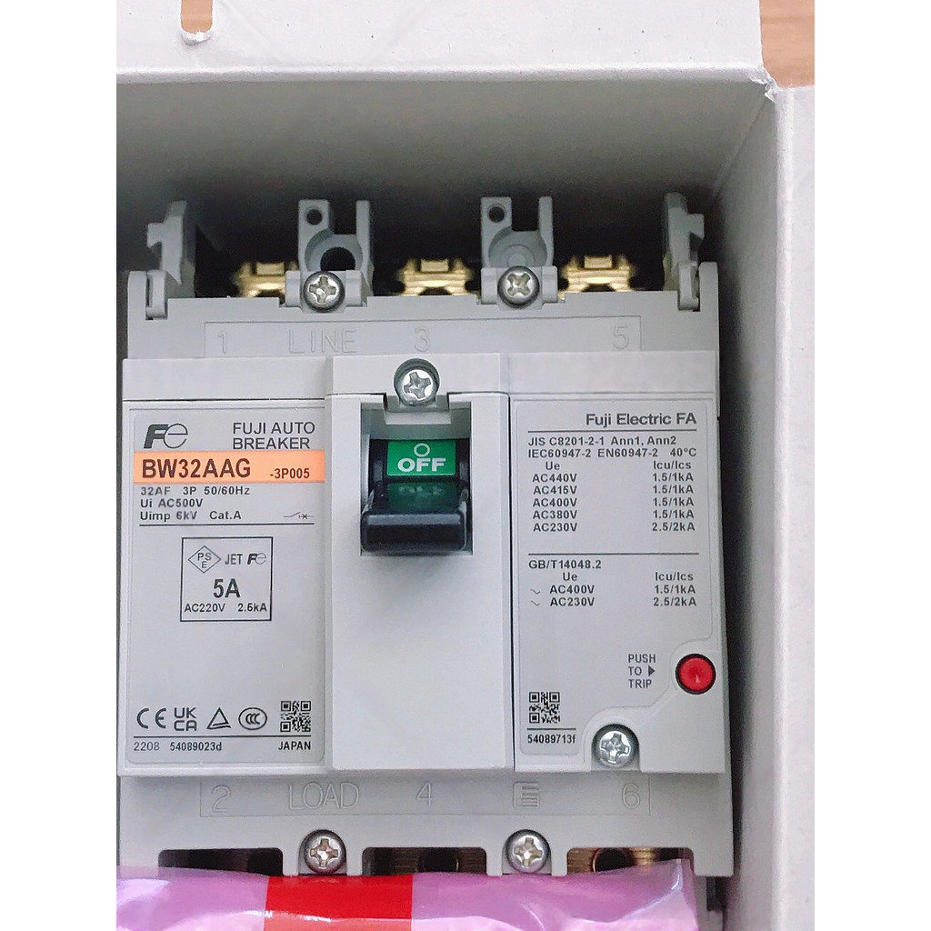 Fuji Circuit Breaker Air Switch fuji 3P BW32AAG 3P 3A 5A 10A 15A 20A 32A คลังสินค้าพร้อม