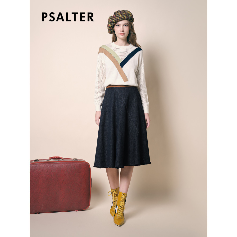 Psalm Keyan เสื้อผู้หญิงฤดูหนาว 2022 ออกแบบทรงหลวม รอบคอ และไหล่แบบ Dropped Shoulder กับลาย Jacquard