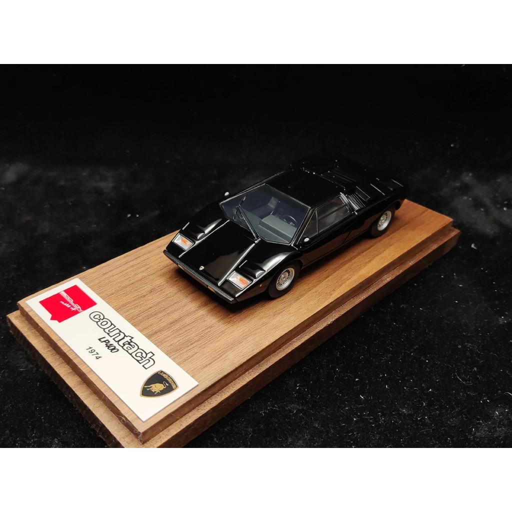 Make up Lamborghini Countach LP400 สีดํา 1/43 make up Lamborghini Countach LP400 สินค้ารถจํานวนมากเป