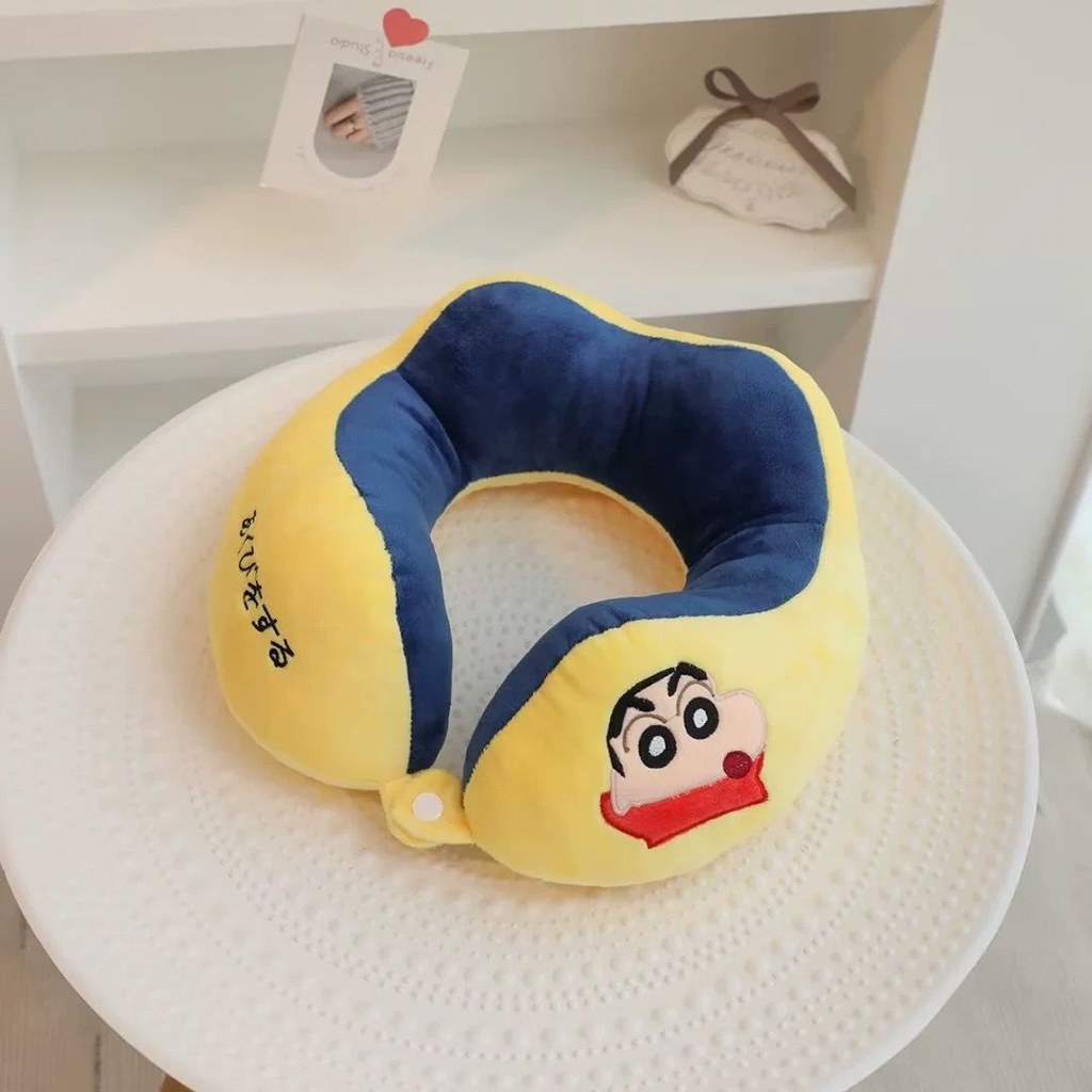 การ์ตูนการ์ตูน Crayon Shin-Chan U-Shaped หมอนคอหมอนคอหมอนคอสํานักงาน Nap Travel รถ 8.13