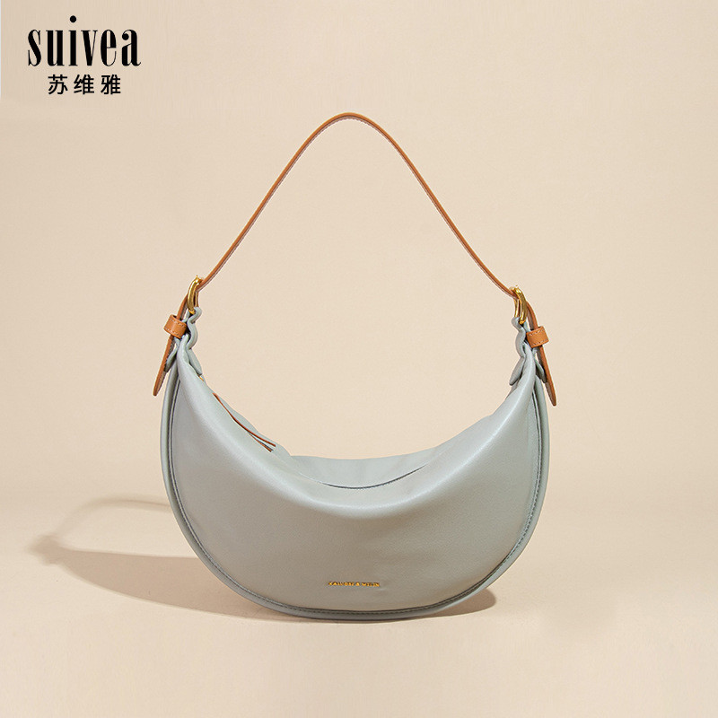 Simple Dumpling Bag Leisure Sports Messenger Bag