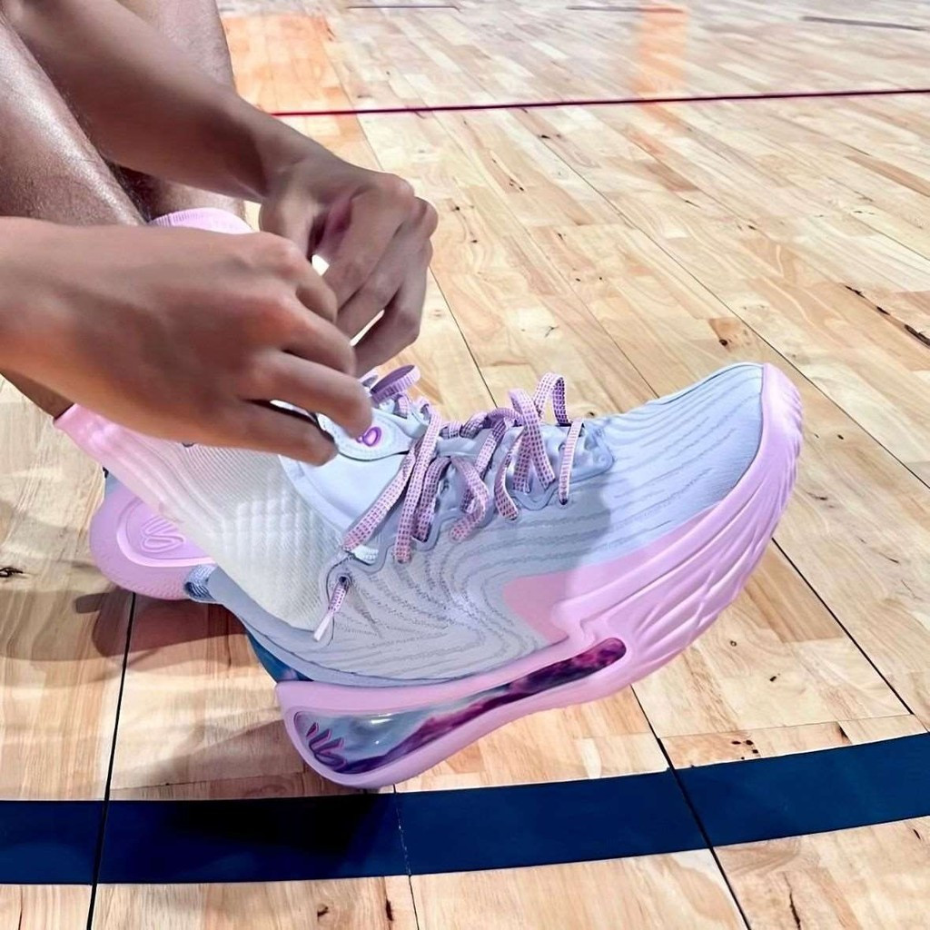 Nike Spring Autumn Hot-sell Curry 12 รองเท้าบาสเก็ตบอลสีดําสีส้ม Gradient Curry 12 Series สีชมพูสีม่