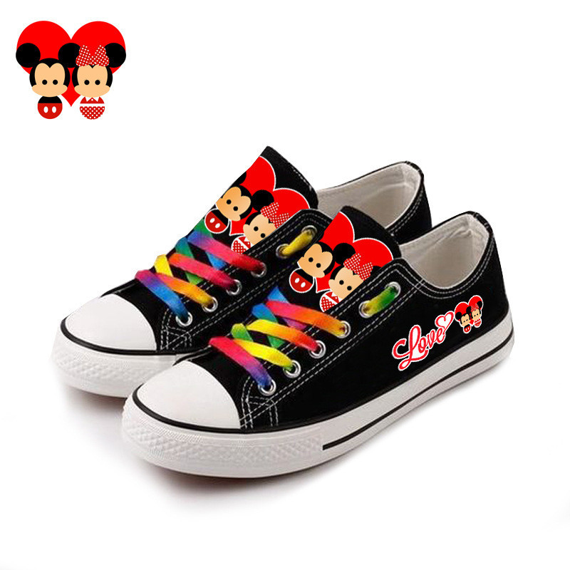 2026 สไตล์ใหม่ Mikey Mouse Mickey Mouse รองเท้าผ้าใบ Low-Top เวอร์ชั่นเกาหลีรองเท้าผ้าใบนักเรียนน่าร