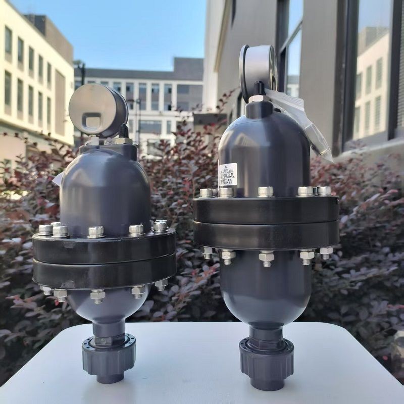 UPVC & SS304 Pulsation Dampener - Water Hammer Eliminator for Metering Pump LGMQ