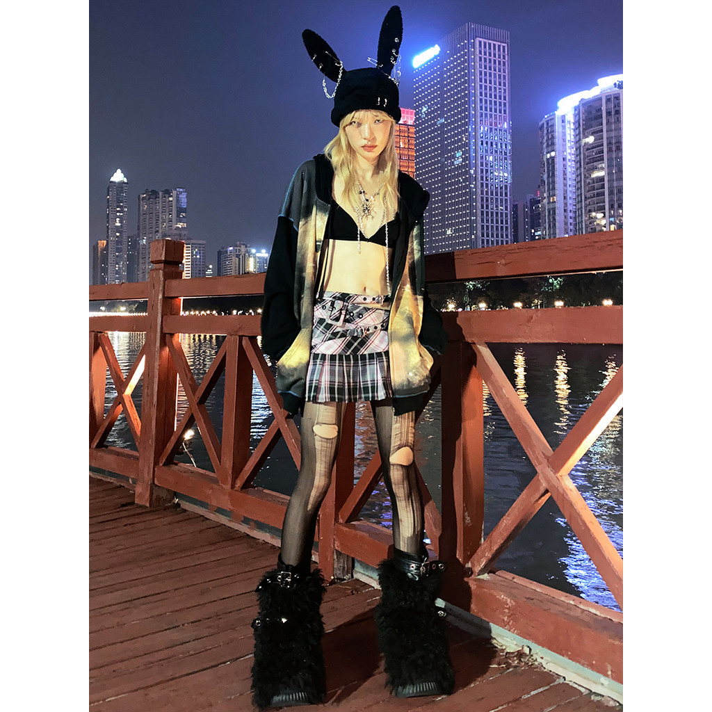 หมวกถักนิตติ้ง CFIERCE Rebelllious Bunny