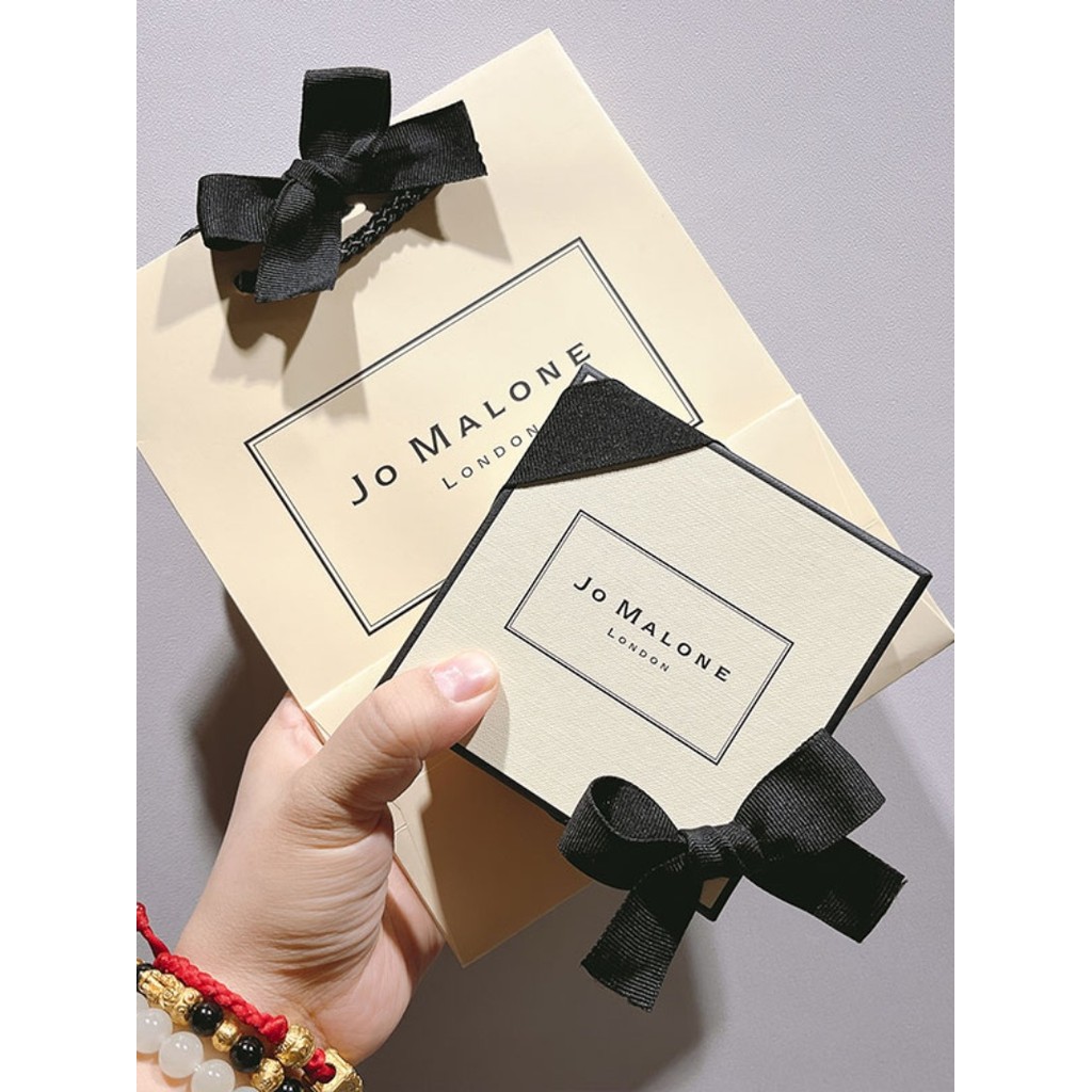 Jo Malone London/Jo Malone เทียนหอม 60g+Body Cream 15ml ของขวัญกล่องฟรีกระเป๋า
