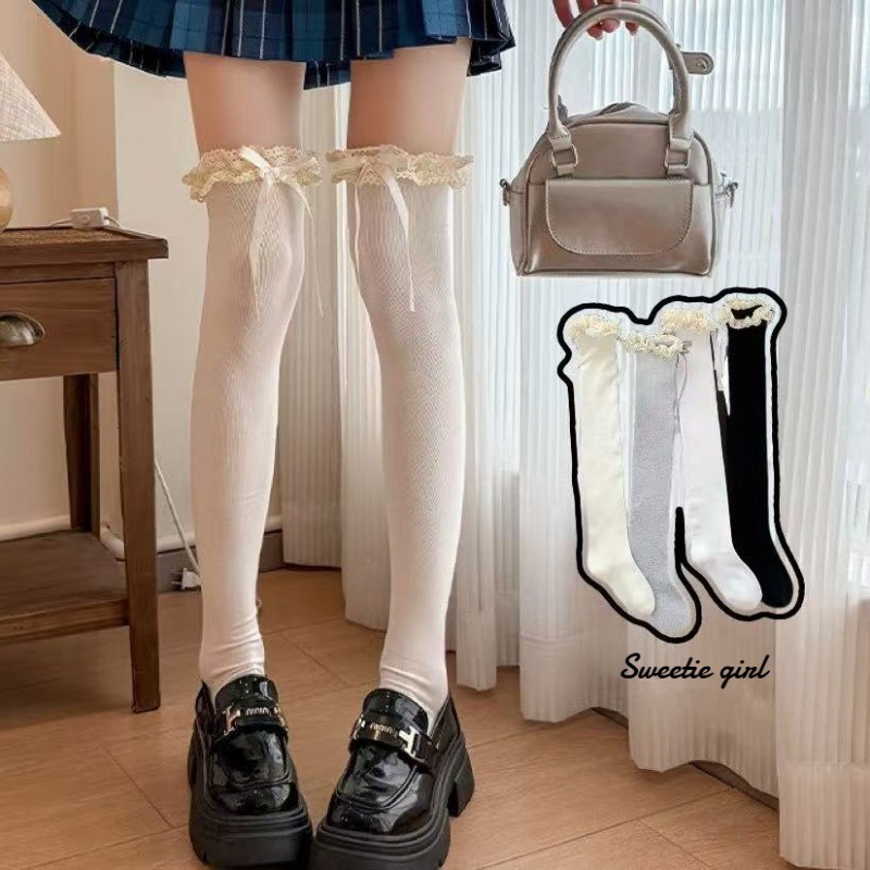 ถุงเท้ายาวเกินเข่าสำหรับผู้หญิง สไตล์ญี่ปุ่น หวาน Lolita ทำจากผ้ากำมะหยี่ลายbowsและสายระโยงระยาง