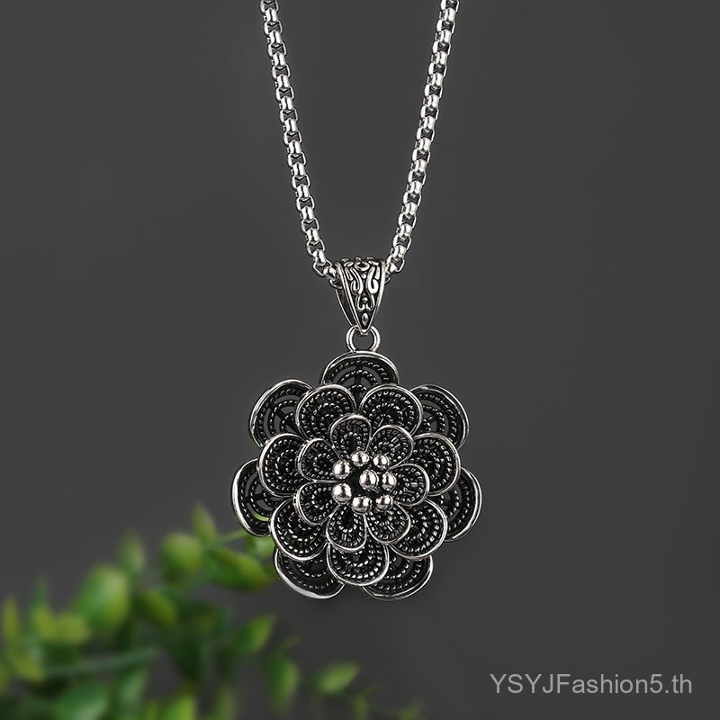 โซ่เสื้อกันหนาว ออกแบบด้วยภาพพระพิฆเนศและดอกบัว