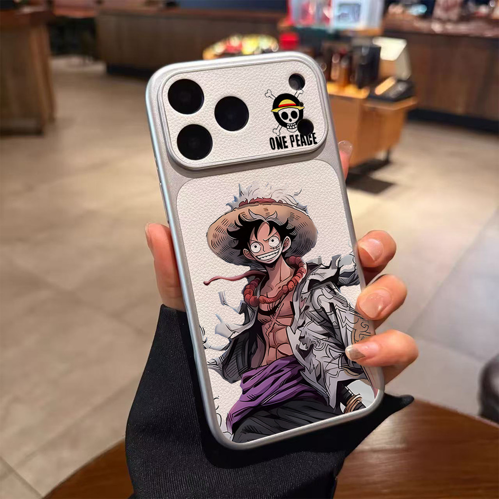 จัดส่งตรงจากโรงงาน เคส iPhone ลายลูฟี่ One Piece หมวกฟางเท่ๆ กันกระแทก ขอบโอบเครื่อง สำหรับ iPhone17