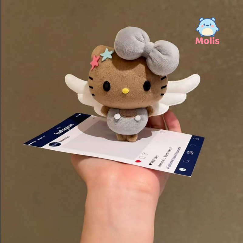 จัดส่งในวันเดียวกัน Angel hello kitty Plush Charm น่ารัก Fun Peas Eye Hello Kitty พวงกุญแจคู่มูลค่าสูงการ์ตูนน่ารักหนังสีดํา hello kitty Gift-- * &